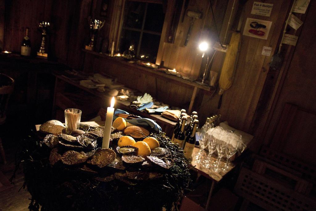 Everts Sjoebods Bed & Breakfast Grebbestad Exterior photo